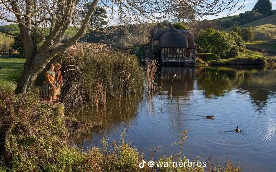 First 'Lord of the Rings: The Hunt for Gollum' set photo shows Frodo's return (image: Warner Bros. TikTok)