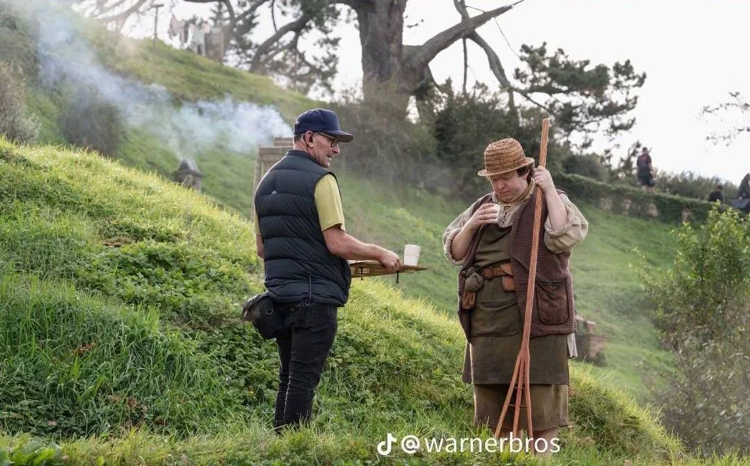 First 'Lord of the Rings: The Hunt for Gollum' set photo shows Frodo's return (image: Warner Bros. TikTok)